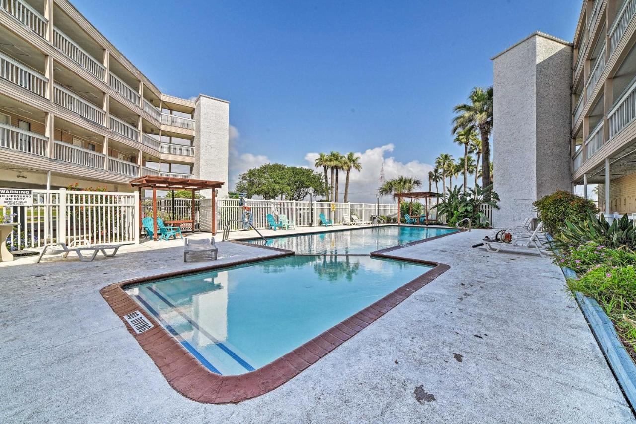 Updated Front Beach Condo With Resort Amenities! Corpus Christi Exterior foto