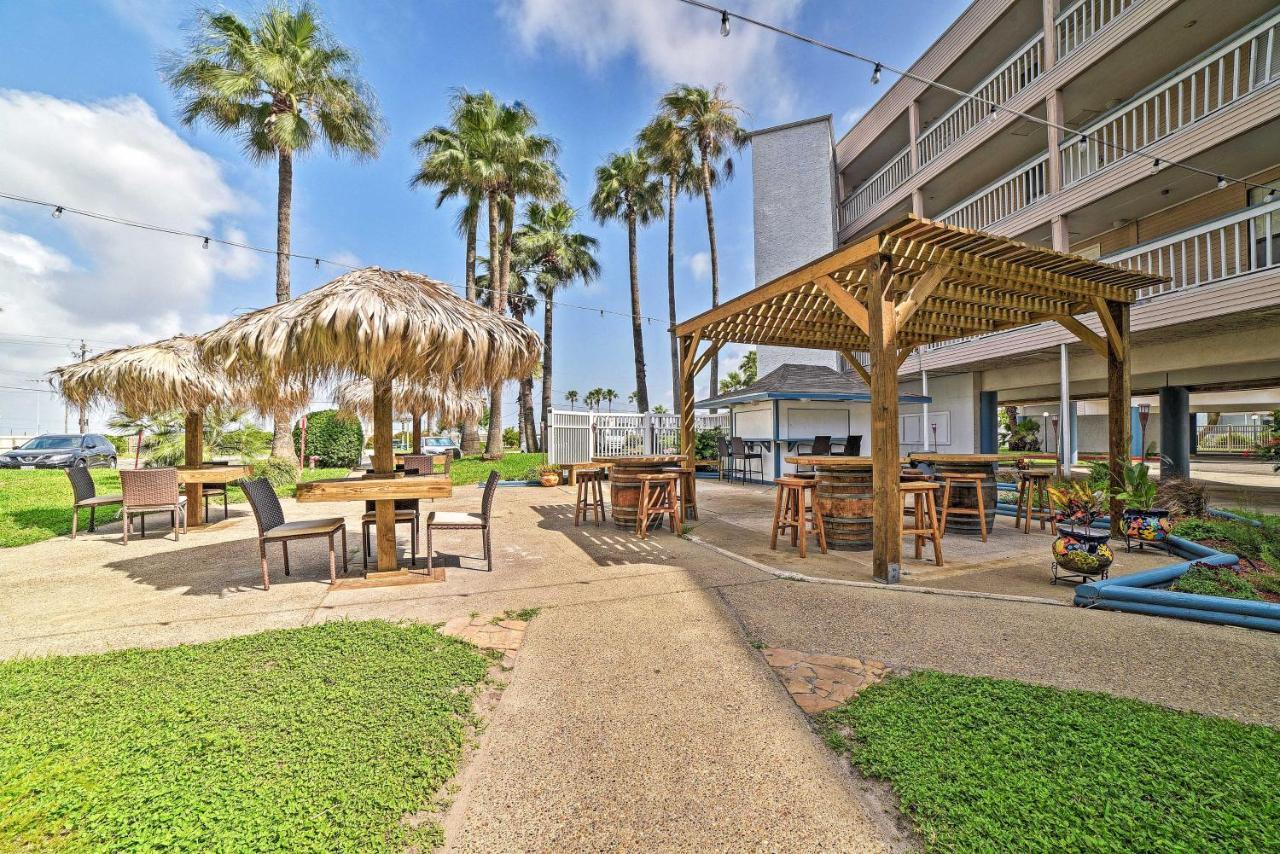 Updated Front Beach Condo With Resort Amenities! Corpus Christi Exterior foto